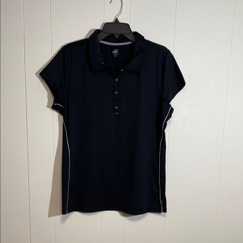 ALO Yoga Women's Black Button Down Shirt size XXL